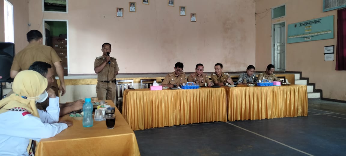 Monitoring dan Evaluasi DD dan ADK Kecamatan Bandar Surabaya yang di hadiri oleh Kadis PMK dan Rombongan Di Kecamatan Bandar Surabaya